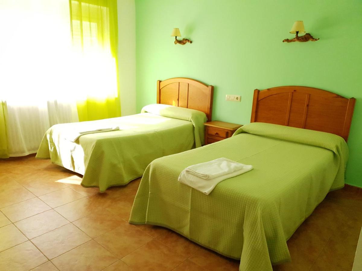 Hostal Rio Mundo Riopar Bagian luar foto